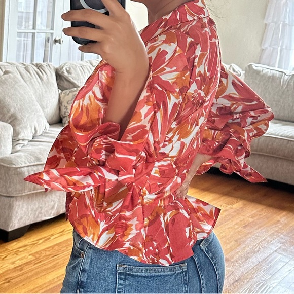 ALEXIS Reena Floral Tie-Front Cropped Top S😍 - Picture 3 of 4